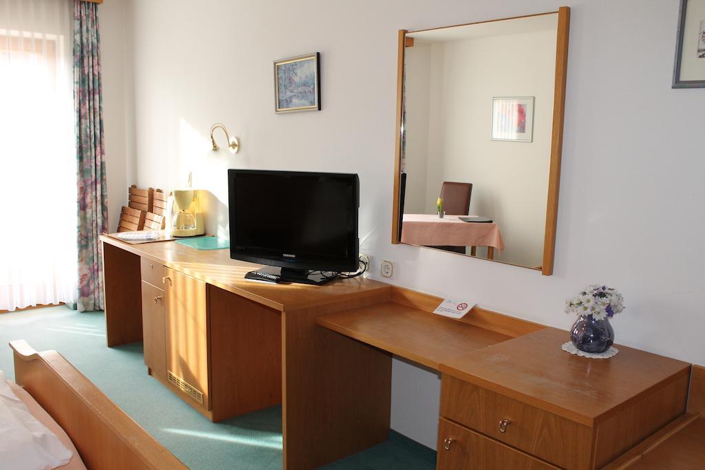 Hotel Garni Vogelsang Bad Füssing Rom bilde